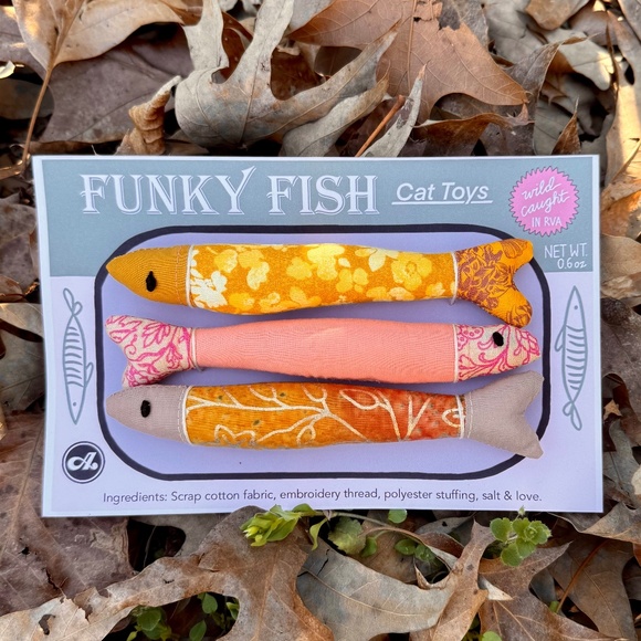 Handmade Spring Themed Funky Fish Cat Toys - Picture 1 of 5
